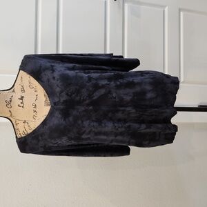 Ladies Medium Black T Shirt